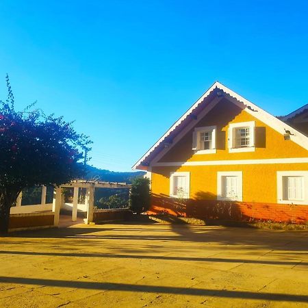 Отель Colonia Saa Кампус-ду-Жордау Экстерьер фото